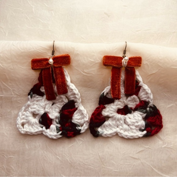 Hand Crafted Jewelry - Christmas Tree Dangle Earrings | Crochet Jewelry | Bronze Fishhook Wires